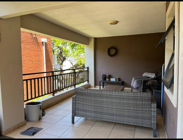 2 BEDROOM APARTMENT RENTED IN GLENWOOD